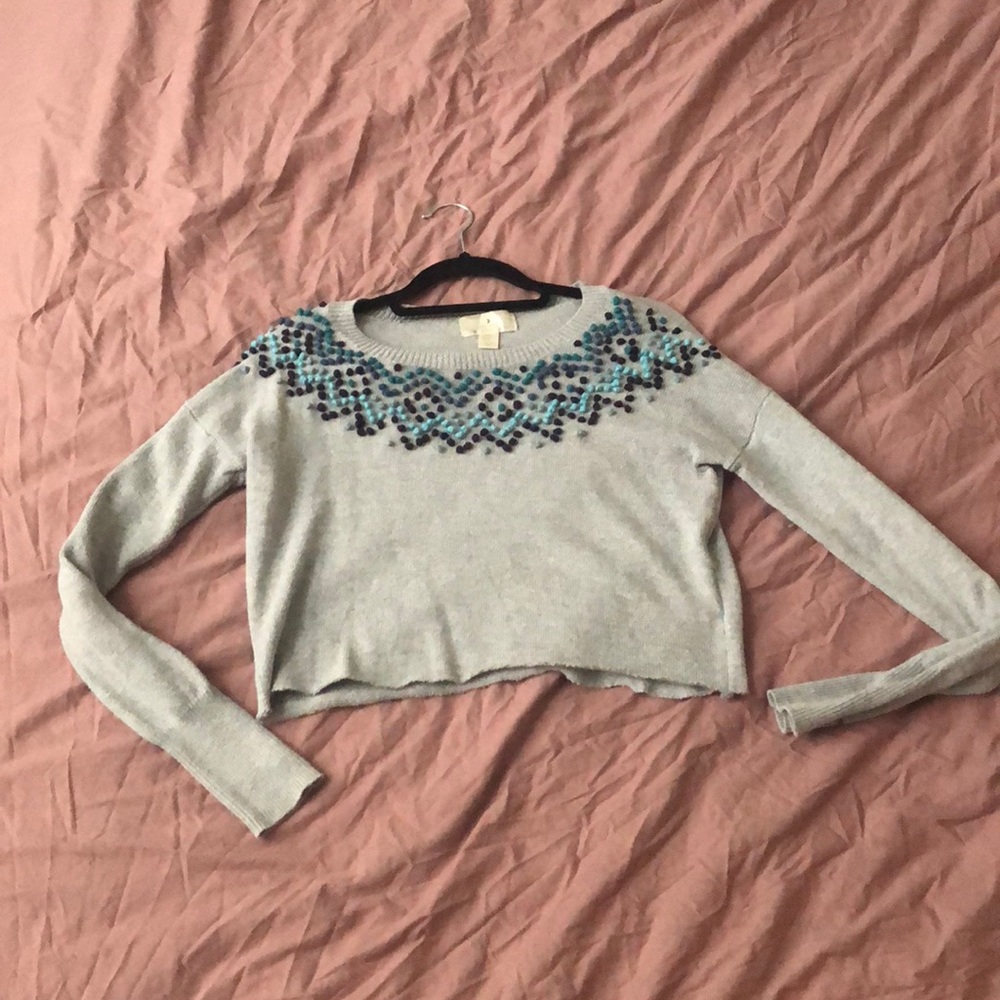 Long-sleeve cropped sweater